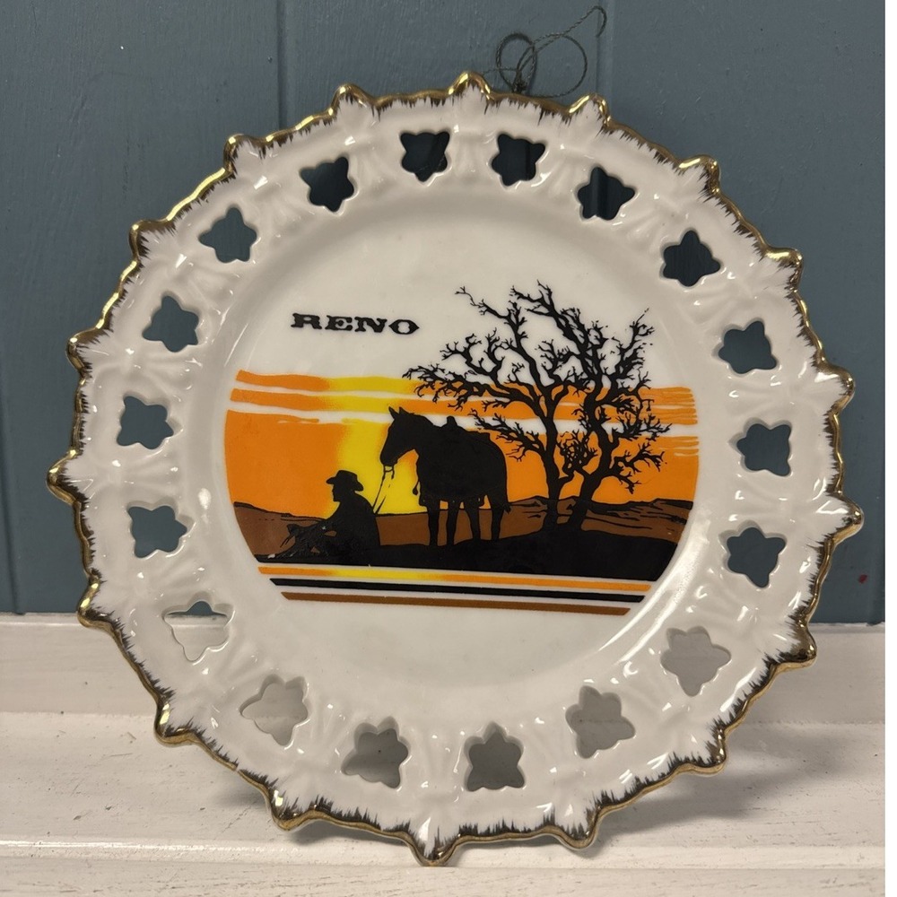 Vintage RENO Nevada 8" Souvenir Plate Western Cowboy W/ Horse Motif Korea Made